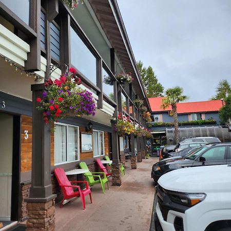 Schooner Motel Tofino Eksteriør billede