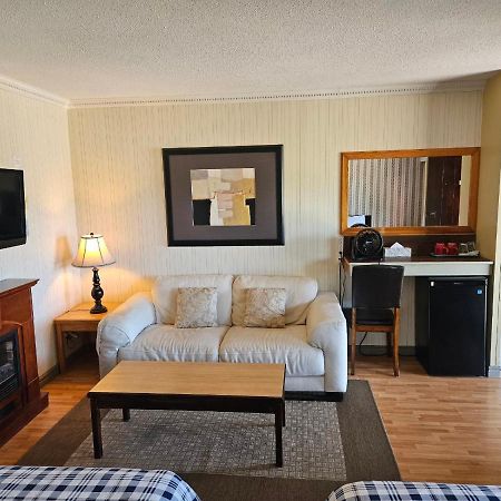 Schooner Motel Tofino Eksteriør billede