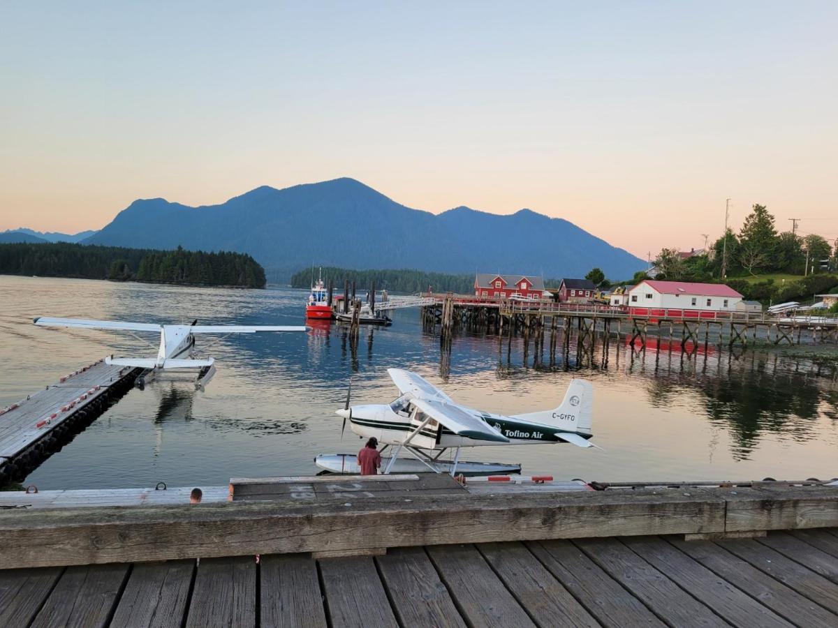 Schooner Motel Tofino Eksteriør billede