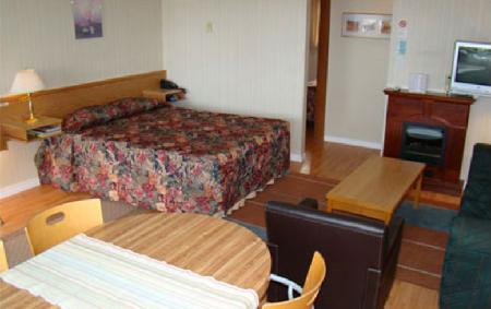 Schooner Motel Tofino Eksteriør billede